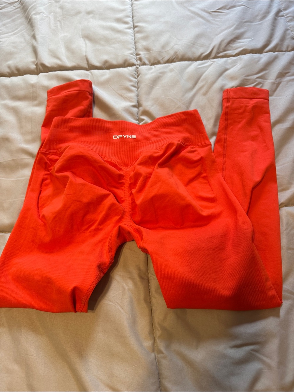 DFYNE neon orange Active Leggings